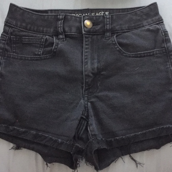 American Eagle Outfitters Pants - American eagle high rise shorts